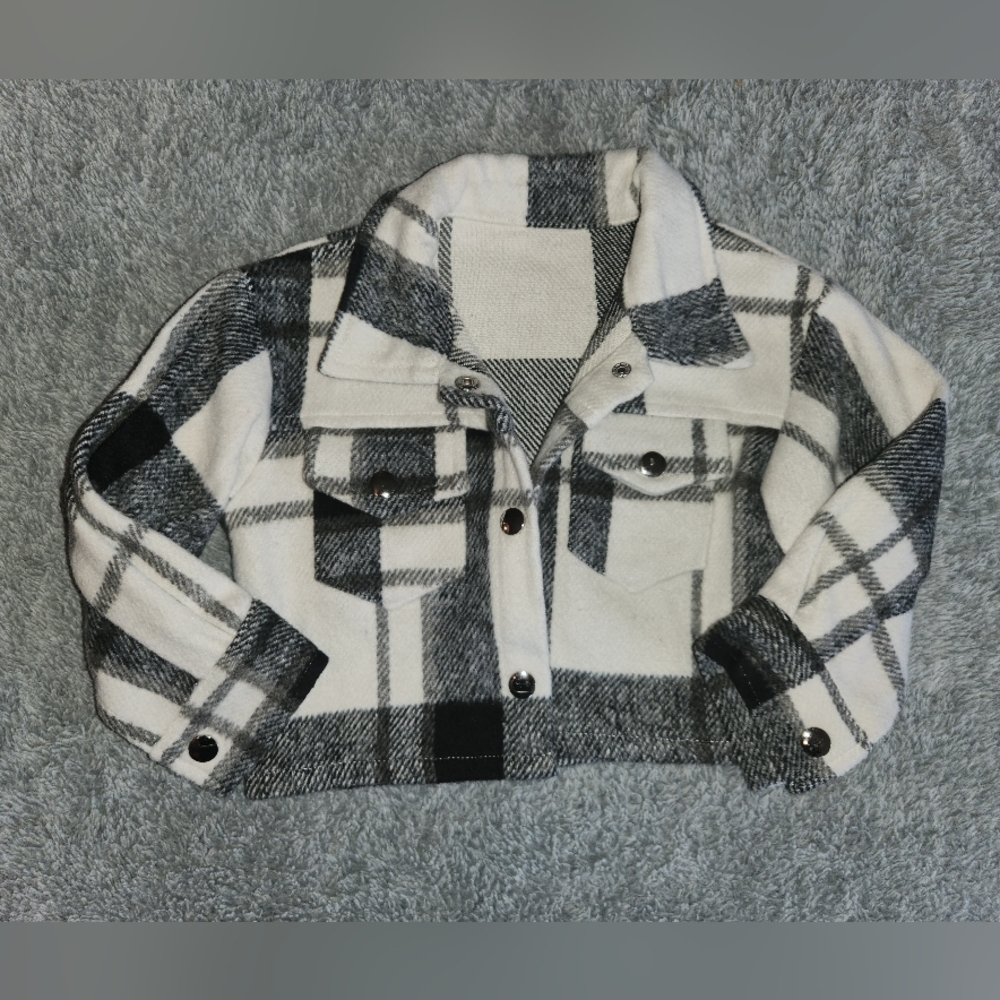 SHEIN girl's cropped shacket plaid